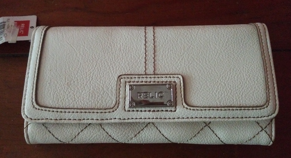 NWT Relic wallet